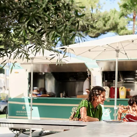 Iberostar Waves Alcudia Park מלון פלאיה דה מורו